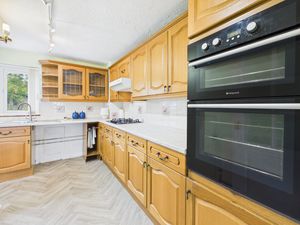 Kitchen- click for photo gallery